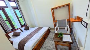 Accomoon hillside homes