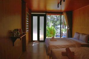 Waikiki Lagi Beach homestay & restaurant