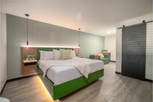 LYFE INN & SUITES by AGA- North Hollywood Near Universal Studios