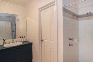 Sandy Shores- Villa 27 Cape view Resort