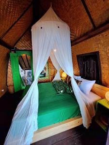 Stairway To Heaven Bungalows and Restaurant