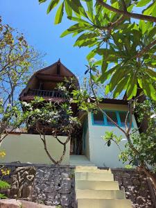 Stairway To Heaven Bungalows and Restaurant