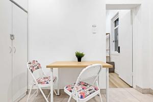 Cozy Double Room in Kensington - Walk to UNSW Easy CBD Access -External and Shared Kitchen or Bathroom Access