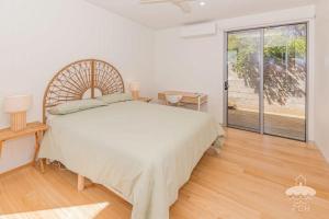 28 Ennisvale AvE - Stay 5 Nights PAY 4 - Jan 1-22