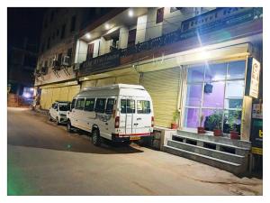 Hotel Ravi B-R Group In Jaipur