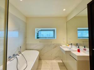 Welcome to Your 5-Star Stay at Cinnamon Life Suite
