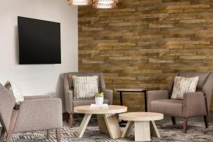 Candlewood Suites Springfield By IHG