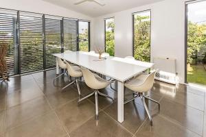 Sunshine Hideaway Stay 7 Pay 6 Dec 24th to Jan31st