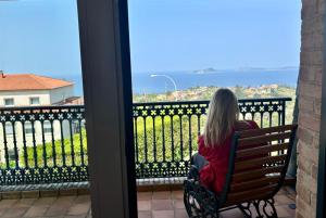 Holibai Catro flores, Casa con barbacoa, piscina y vistas al mar, Galicia