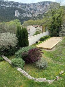 Villa Hélène in the heart of the center of Fontaine de Vaucluse