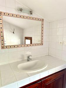 Maisons de vacances Villa Helene in the heart of the center of Fontaine de Vaucluse : photos des chambres