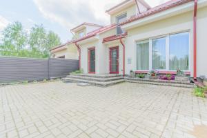 Glamping under the pines