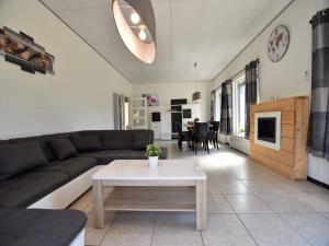 Luxury house in South Limburg near forest