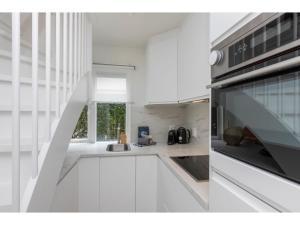 Holiday home close to the center near dunes