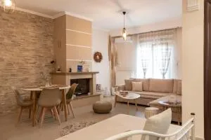 Arya Guesthouse