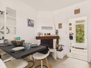 200m de la plage, jardin, 2 adultes 2 enfants