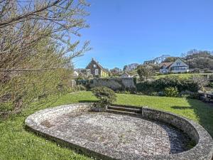 Maisons de vacances Spacious holiday home in Aure sur Mer with garden : photos des chambres