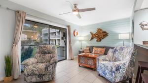 Renovated Condo 4-Min Walk to Beach & Pools