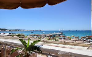 Aura Apartments by Halldis