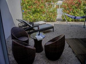 Villas Modern Villa with Pool in Montauroux France : photos des chambres