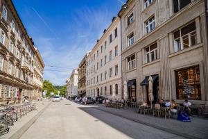 Cankars Private Place The Luxe