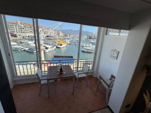 Marina View II Empuriabrava - view port