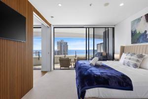 2202 Luxury The Wave