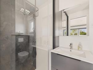 Chalets Chalet pour 6 avec piscine chauffee commune : photos des chambres