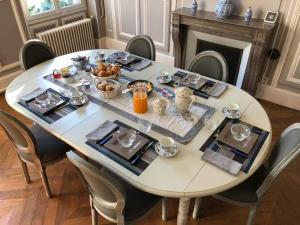 Maisons d'hotes L'Avre des Joncherets - proche Dreux Evreux Verneuil : photos des chambres