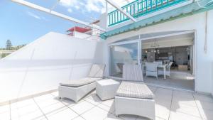 Perissa Escape 35, Santorini Estate