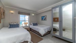 Perissa Escape 35, Santorini Estate
