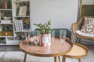 Les Élus :Charmant logement rénové au cœur de Reims – Idéal pour découvrir la ville !