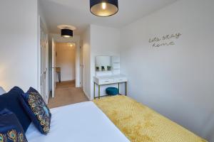 Hermitage Court - Luxury Central Apartment