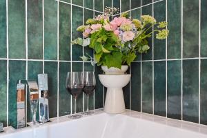 Lavie Maison Studio AC & Hot Tub