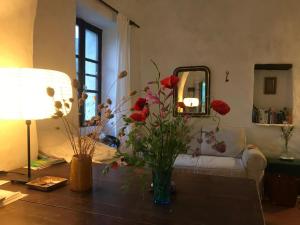 Charming Village House In The Groves Near The Sea