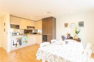 Charming 2 Bed Flat in Greenwich