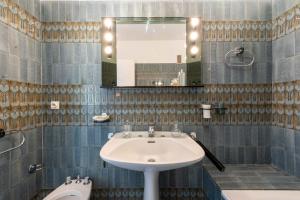 Appartements Spacious 1-Br with Sea View Residence with Pool Cannes : photos des chambres