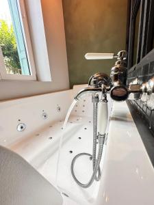 Appartements Craft Home - Le menuisier - Balneo - Parking prive : photos des chambres