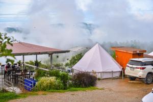 อาฉ่างแคมป์ Achang Camp