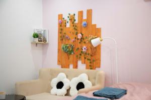 Hóng Homestay - 79 Dương Quảng Hàm