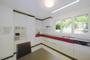 Traumhafte 4,5-Zi-Wohnung mit Sicht auf den See