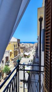 Disìu Apartment con Jacuzzi in centro a Castellammare del Golfo