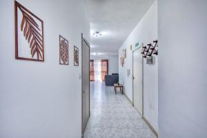 Spacious 3-Bedroom Apartment in StPauls