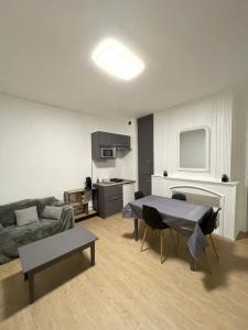 Appartements La cle de Fa 4 meuble cosy au coeur de la cite Vauban : Appartement 1 Chambre