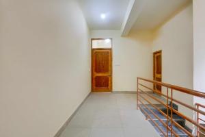 Collection O Model Town Road