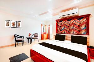 Collection O Anantapur Railway Station