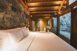 Tam Coc Golden Fields Retreat