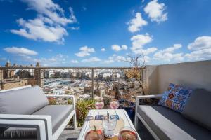 Balanzones Creative Penthouse