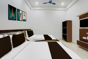 Collection O Shyam Sarovar Near Khatu Shyam