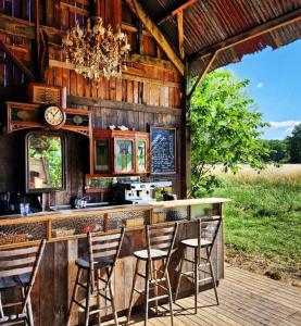 Strackxhoeve Yurt Haardpeer